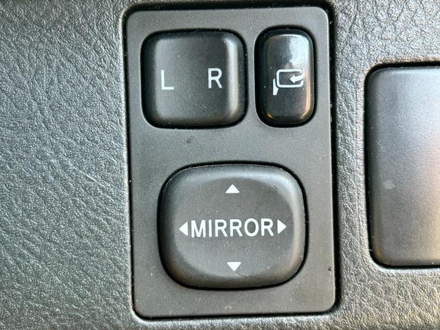 ��B�^�A�ǎw��H������L���Ă���܂��B���Ђœ_�������A������Ƃ�Ԍ������܂ł��ׂčs���Ă���܂��B