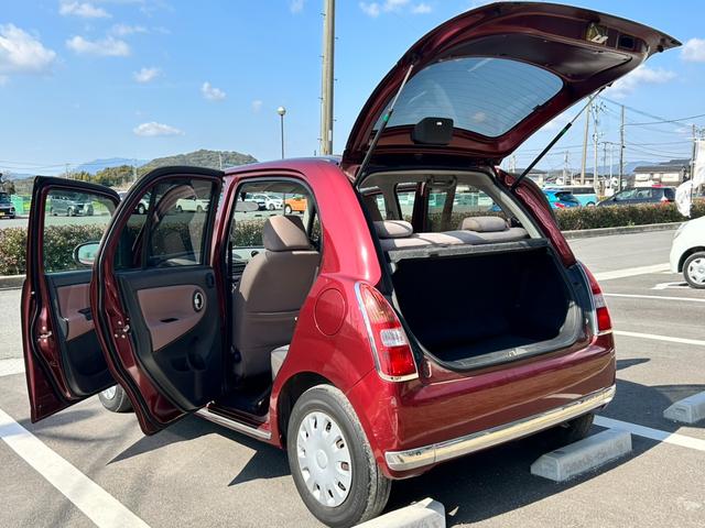 �̔��S�����O�o���Ă��鎖��ڋq���Ă��鎖�����X����܂��̂ŁA�����X�̍ۂɂ͎��O�ɂ��A���𒸂��܂������Ϗ�����܂��B