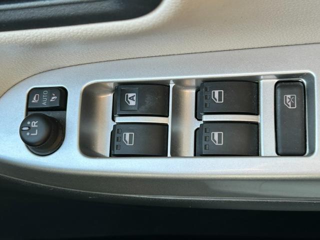 �̔��S�����O�o���Ă��鎖��ڋq���Ă��鎖�����X����܂��̂ŁA�����X�̍ۂɂ͎��O�ɂ��A���𒸂��܂������Ϗ�����܂��B