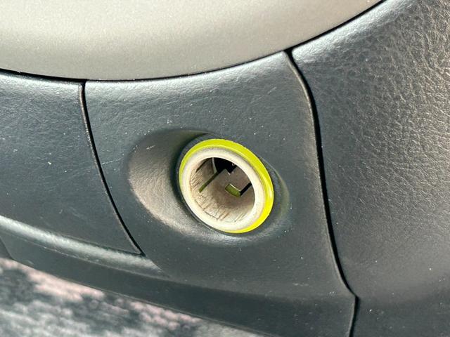 Ｘリミテッド　禁煙車　ＴＶ　ナビ　ＣＤ　ＤＶＤ　ＵＳＢ　ＥＴＣ　ＭＯＭＯステアリング　電格ミラー　ディスチャージドランプ　１４インチアルミホイール　ウッドパネル（画像36）