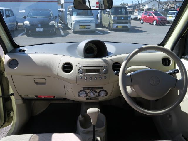 エッセ Ｌ　キーレスエントリー　ＣＤ　ライトレベル調節　セキュリティ　記録簿　エアコン　パワーステアリング　パワーウインドウ　Ｗエアバッグ（10枚目）