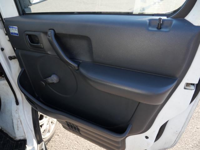 キャリイトラック KCエアコン・パワステ セレクト4WD車 エアコン パワーステアリング ラジオ 三方開 荷台ガード ライトレベル調節(17枚目)