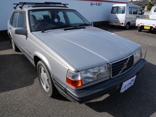 ９４０ ＧＬＥ　サンルーフ　キーレスエントリー　ＥＴＣ　パワーシート　純正１６インチアルミホイール　パワーウインドウ　パワーステアリング（4枚目）