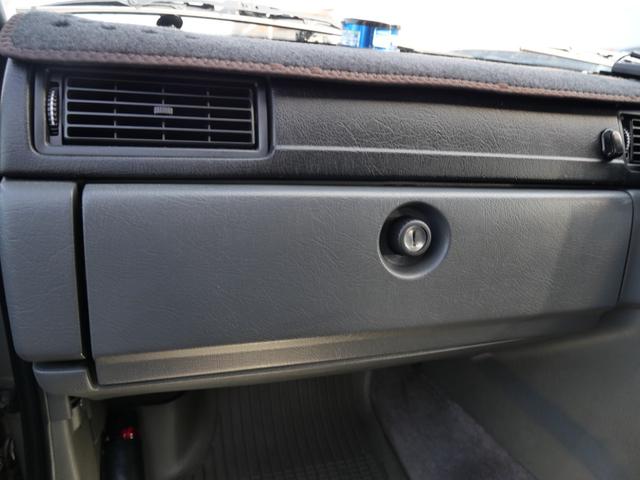 ９４０ ＧＬＥ　サンルーフ　キーレスエントリー　ＥＴＣ　パワーシート　純正１６インチアルミホイール　パワーウインドウ　パワーステアリング（20枚目）