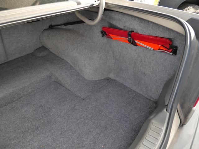 ９４０ ＧＬＥ　サンルーフ　キーレスエントリー　ＥＴＣ　パワーシート　純正１６インチアルミホイール　パワーウインドウ　パワーステアリング（23枚目）