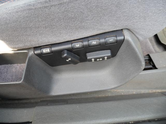 ９４０ ＧＬＥ　サンルーフ　キーレスエントリー　ＥＴＣ　パワーシート　純正１６インチアルミホイール　パワーウインドウ　パワーステアリング（25枚目）