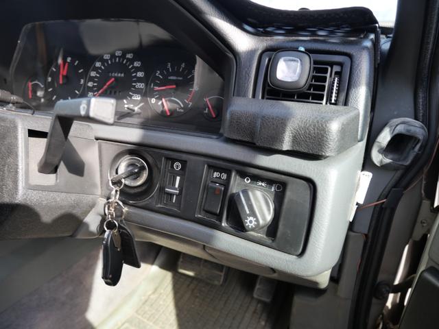 ９４０ ＧＬＥ　サンルーフ　キーレスエントリー　ＥＴＣ　パワーシート　純正１６インチアルミホイール　パワーウインドウ　パワーステアリング（26枚目）