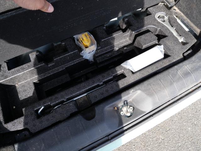 タント Ｘ　左側電動スライドドア　スマートキー　プッシュスタート　ナビ　フルセグ　全方位モニター　オートエアコン　パーキングセンサー　記録簿　ＥＴＣ（27枚目）