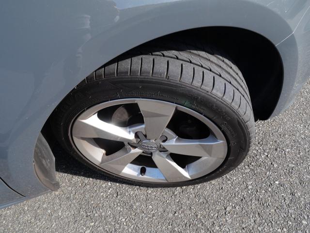 Ａ１ １．０ＴＦＳＩ　スマートキー　プッシュスタート　ナビ　ＴＶ　ドライブレコーダー　ＥＴＣ　オートエアコン　パーキングセンサー　パワーステアリング（12枚目）