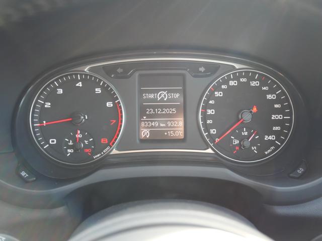 Ａ１ １．０ＴＦＳＩ　スマートキー　プッシュスタート　ナビ　ＴＶ　ドライブレコーダー　ＥＴＣ　オートエアコン　パーキングセンサー　パワーステアリング（29枚目）