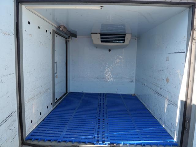 キャリイトラック 　保冷車　エアコン　パワーステアリング　パワーウィンドウ　エアバッグ　ＥＴＣ　ドライブレコーダー　記録簿（11枚目）