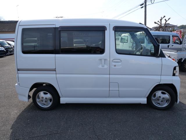 クリッパーリオ Ｇ　ＦＯＵＲ　エアロバージョン　社外キーレスエントリー　ナビ　フルセグ　ＥＴＣ　ターボタイマー　ライトレベル調節　エアコン　パワーステアリング　パワーウィンドウ（5枚目）