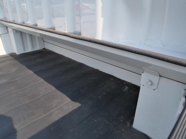 ハイゼットトラック ジャンボ CD キーレスエントリー エアコン パワーステアリング パワーウィンドウ Wエアバッグ シートカバー 三方開 荷台ガード 荷台マット 作業灯(12枚目)