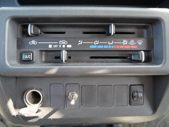 ハイゼットトラック ジャンボ CD キーレスエントリー エアコン パワーステアリング パワーウィンドウ Wエアバッグ シートカバー 三方開 荷台ガード 荷台マット 作業灯(23枚目)