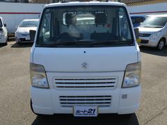 納車時には点検・クリーンナップを実施しておりますが、お手頃価格をモットーに、ご提供する為、一部走行に支障の無い傷や凹みは現状渡しとなっております。現車を確認後、気になるキズ・凹みは別途ご相談ください。 3