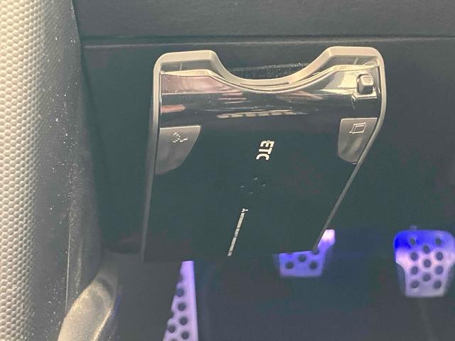 今では必需品のＥＴＣも付いております。高速道路での出入りもスムーズ。渋滞緩和にもなりエコにも繋がります。