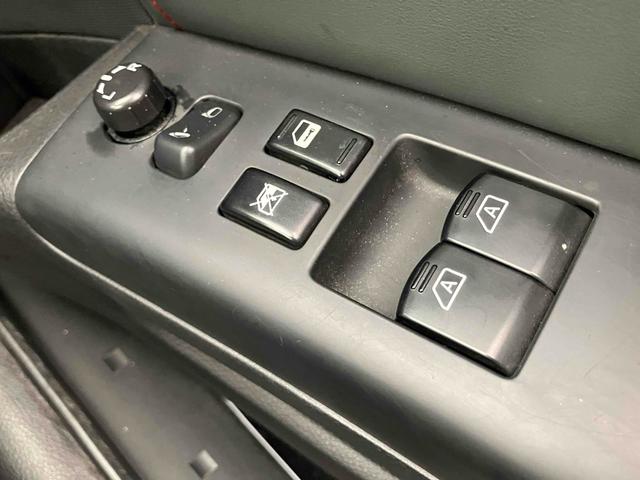 パワーウィンドウ付き☆運転席で全部の窓を開閉することが可能！！快適にドライブをお楽しみいただけます☆