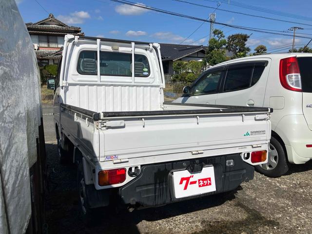 サンバートラック 4WD MT エアコン 運転席エアバッグ CD(9枚目)