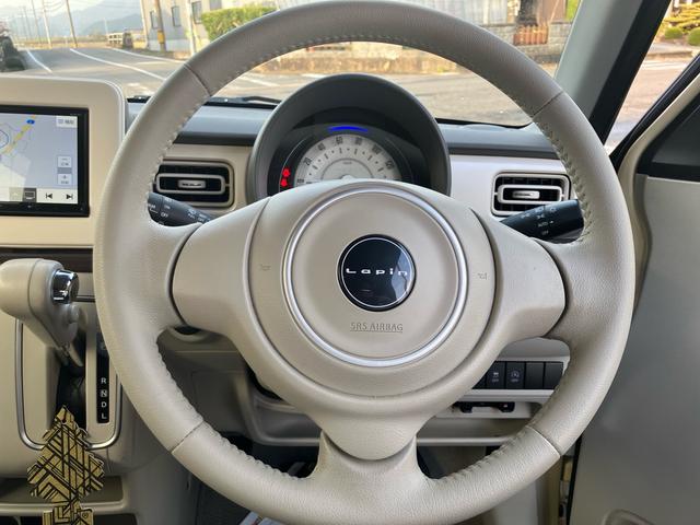 アルトラパン Ｆリミテッド　ＥＴＣ　メモリーナビ　ＨＩＤ　シートヒーター　盗難防止システム　安全衝突ボディ　衝突被害軽減システム　キーレスエントリー　スマートキー　アイドリングストップ（5枚目）