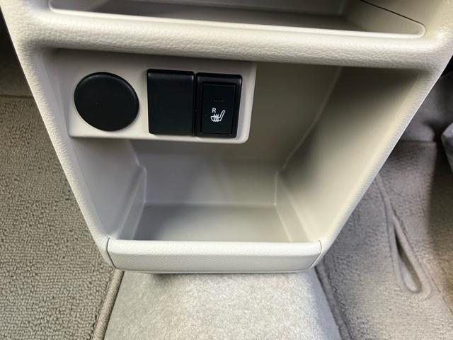 アルトラパン Ｆリミテッド　ＥＴＣ　メモリーナビ　ＨＩＤ　シートヒーター　盗難防止システム　安全衝突ボディ　衝突被害軽減システム　キーレスエントリー　スマートキー　アイドリングストップ（16枚目）