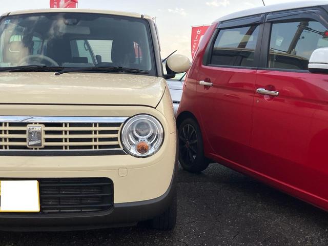 アルトラパン Ｆリミテッド　ＥＴＣ　メモリーナビ　ＨＩＤ　シートヒーター　盗難防止システム　安全衝突ボディ　衝突被害軽減システム　キーレスエントリー　スマートキー　アイドリングストップ（27枚目）