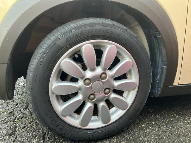 アルトラパン Ｆリミテッド　ＥＴＣ　メモリーナビ　ＨＩＤ　シートヒーター　盗難防止システム　安全衝突ボディ　衝突被害軽減システム　キーレスエントリー　スマートキー　アイドリングストップ（46枚目）