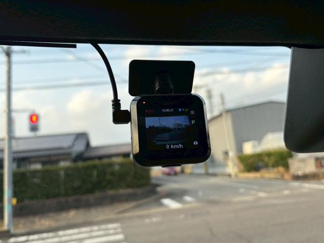 タフト Ｇ　ＥＴＣ　ドライブレコーダー　メモリーナビ　バックカメラ　サンルーフ　クリアランスソナー　レーンアシスト　オートライト　オートマチックハイビーム　シートヒーター　アイドリングストップ（11枚目）