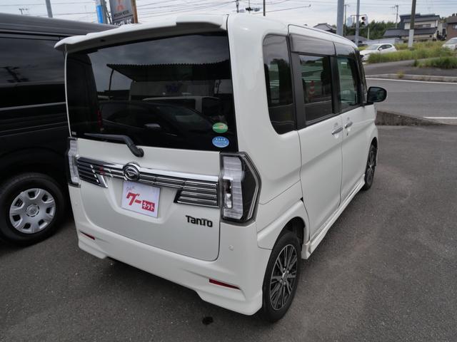 タント カスタムＸ　トップエディションリミテッドＳＡＩＩＩ　両側電動スライドドア　スマートキー　プッシュスタート　ナビ　フルセグ　全方位モニター　オートエアコン　シートヒーター　ＥＴＣ（5枚目）
