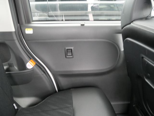 タント カスタムＸ　トップエディションリミテッドＳＡＩＩＩ　両側電動スライドドア　スマートキー　プッシュスタート　ナビ　フルセグ　全方位モニター　オートエアコン　シートヒーター　ＥＴＣ（13枚目）