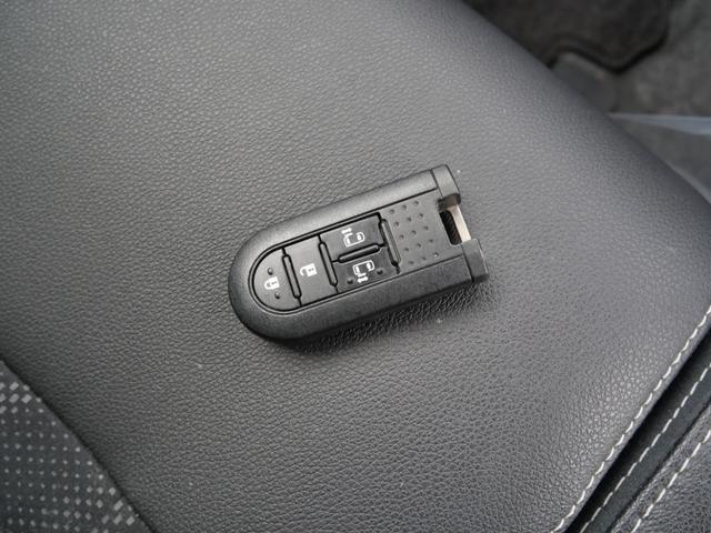 タント カスタムＸ　トップエディションリミテッドＳＡＩＩＩ　両側電動スライドドア　スマートキー　プッシュスタート　ナビ　フルセグ　全方位モニター　オートエアコン　シートヒーター　ＥＴＣ（34枚目）