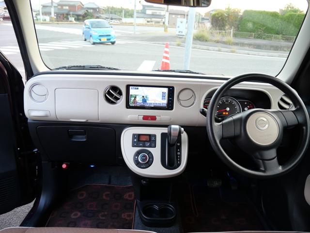 ミラココア ココアプラスＸ　スマートキー　ナビ　フルセグ　エコアイドル　オートエアコン　プライバシーガラス　セキュリティ　電動格納ミラー　パワーステアリング（7枚目）