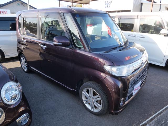 タント カスタムＲＳ　スマートキー　ナビ　フルセグ　バックモニター　ＥＴＣ　左側電動スライドドア　ルームイルミネーション　パワーウィンドウ　パワーステアリング（3枚目）