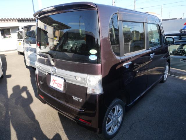 タント カスタムＲＳ　スマートキー　ナビ　フルセグ　バックモニター　ＥＴＣ　左側電動スライドドア　ルームイルミネーション　パワーウィンドウ　パワーステアリング（5枚目）