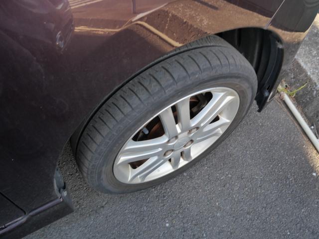 タント カスタムＲＳ　スマートキー　ナビ　フルセグ　バックモニター　ＥＴＣ　左側電動スライドドア　ルームイルミネーション　パワーウィンドウ　パワーステアリング（8枚目）