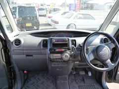 ������ˤϡ�����������ʪ�˹��äƻ������ԤäƤ��ޤ������ˡ������ʥ����ȡ�����ѥͼ��ꡦŷ����ʬ¾�ˤϡ����Ҥ����祹���åդ�����ǫ�˥��꡼�˥󥰤��Ƥ���ޤ����ʼ��ˤϡ���������äƤ���ޤ��� 2