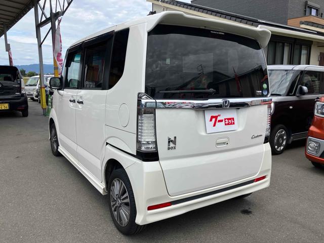 N-BOXカスタム G・Lパッケージ バックカメラ 両側スライド・片側電動 ナビ TV オートライト HID スマートキー アイドリングストップ ベンチシート CVT 盗難防止システム ABS ESC CD DVD再生 USB(17枚目)