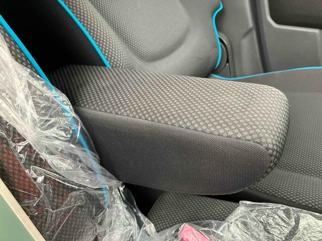 ハスラー Ｇ　ナビ　ＴＶ　衝突被害軽減システム　スマートキー　アイドリングストップ　電動格納ミラー　シートヒーター　ベンチシート　ＣＶＴ　盗難防止システム　ＡＢＳ　ＥＳＣ　ＣＤ　ＤＶＤ再生（38枚目）