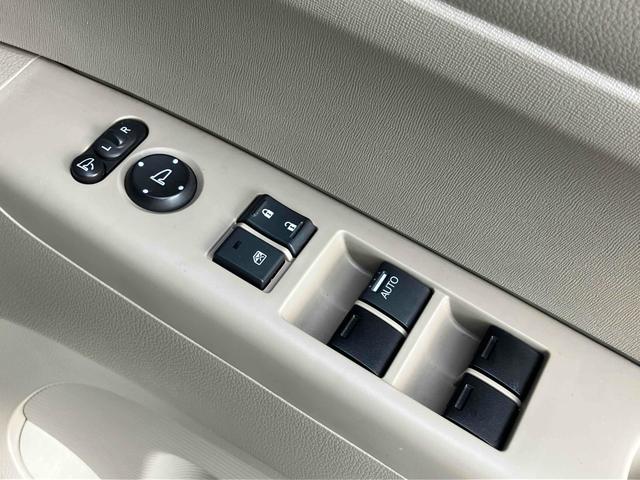 Ｎ－ＢＯＸ＋ Ｇ・Ｌパッケージ　福祉車輌　両側スライドドア　スマートキー　アイドリングストップ　電動格納ミラー　ベンチシート　ＣＶＴ　盗難防止システム　ＡＢＳ　ＥＳＣ　ＣＤ　ＵＳＢ　ミュージックプレイヤー接続可　衝突安全ボディ（6枚目）