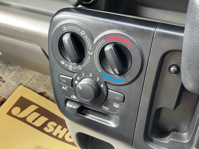 �C���ɍ��킹�Ē����I�ɑ��삷�邱�ƂŁA�ԓ������ł����K�ɕۂĂ܂��B