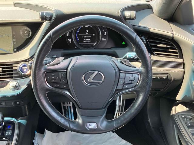 ＬＳ ＬＳ５００ｈ　Ｆスポーツ　ドライブレコーダー　クリアランスソナー　レーンアシスト　オートクルーズコントロール　衝突被害軽減システム　全周囲カメラ　ナビ　アルミホイール　オートマチックハイビーム　オートライト　ＬＥＤヘッドランプ（3枚目）