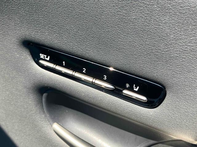 ＬＳ ＬＳ５００ｈ　Ｆスポーツ　ドライブレコーダー　クリアランスソナー　レーンアシスト　オートクルーズコントロール　衝突被害軽減システム　全周囲カメラ　ナビ　アルミホイール　オートマチックハイビーム　オートライト　ＬＥＤヘッドランプ（56枚目）