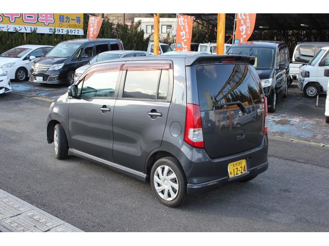 ワゴンＲ ＦＸ－Ｓリミテッド　タイミングチェーン　車検令和９年３月　スマートキー　プッシュスターター　ベンチシート　オートエアコン　ＡＢＳ　運転席助手席エアバック（4枚目）