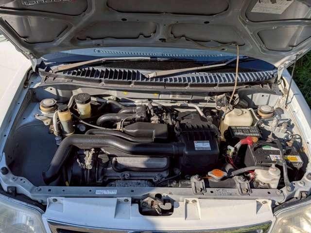 ミラ ＣＸ　５速マニュアル・ローダウン・タイミングベルト交換済・キーレスえとりー・パワステ・電納格納ミラー・社外ｍｏｍｏハンドル・ＥＴＣ（19枚目）