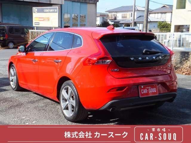 Ｖ４０ Ｔ４　ディーラー車・純正ナビ地デジ・Ｂｌｕｅｔｏｏｔｈ・バックモニター・黒革パワーシート・シートヒーター・スマートキー・プッシュスタート・オートクルーズ・ＥＴＣ・社外レーダー・ＨＩＤライト・純正１７ＡＷ（11枚目）