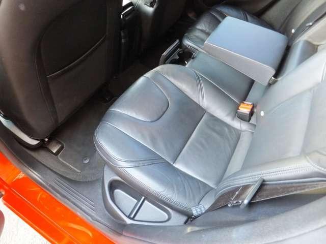 Ｖ４０ Ｔ４　ディーラー車・純正ナビ地デジ・Ｂｌｕｅｔｏｏｔｈ・バックモニター・黒革パワーシート・シートヒーター・スマートキー・プッシュスタート・オートクルーズ・ＥＴＣ・社外レーダー・ＨＩＤライト・純正１７ＡＷ（60枚目）