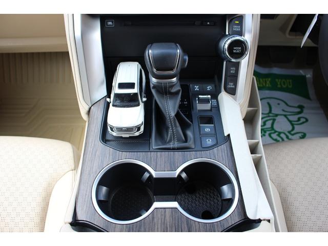 ランドクルーザー 4WD モデリスタエアロ リアスポイラー リアエンタ 寒冷地 サンルーフ クールボックス 電動デフロック セーフティセンス 前後ドラレコ 空気圧警報 ルーフレール グリル ホイールブラックアウト(43枚目)