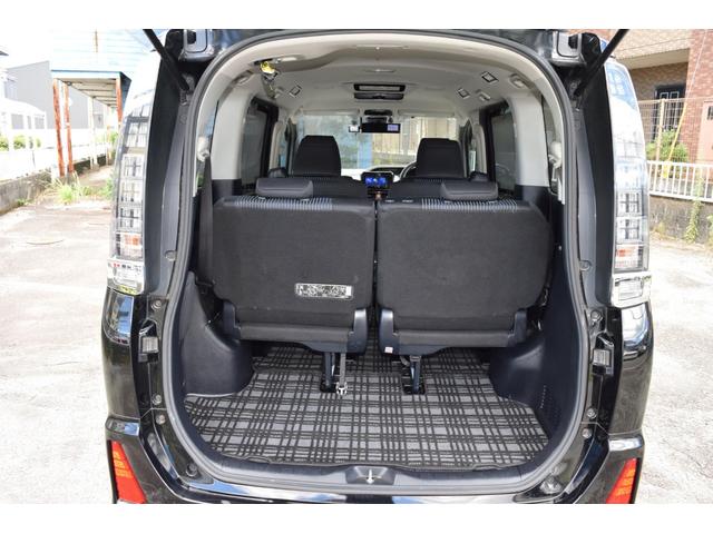 ヴォクシー ハイブリッドＺＳ　煌ＩＩ　アルパインナビ地デジ＆リアプリップダウンモニター・両側電動スライドドア・レーダー付ミラー・ドラレコ・デュアルオートＡＣ・純正１６ＡＷ・ＬＥＤライト・フォグ・トヨタセーフティセンス（33枚目）