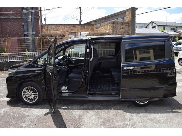 ヴォクシー ハイブリッドＺＳ　煌ＩＩ　アルパインナビ地デジ＆リアプリップダウンモニター・両側電動スライドドア・レーダー付ミラー・ドラレコ・デュアルオートＡＣ・純正１６ＡＷ・ＬＥＤライト・フォグ・トヨタセーフティセンス（40枚目）