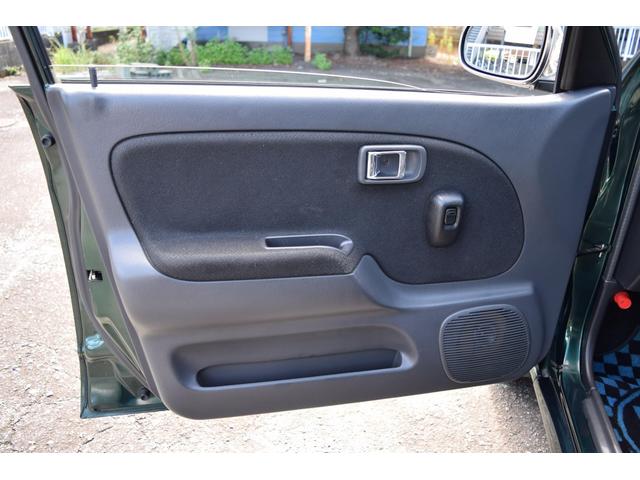 ミラジーノ ミニライトスペシャルターボ　５速ＭＴ・インタークーラーターボ・ターボタイマー付エンジンスターター・社外ブーストメーター・純正ミニライト１４インチＡＷ・ウッドコンビハンドル・シートカバー・リア修復有り（20枚目）