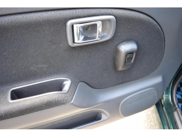 ミラジーノ ミニライトスペシャルターボ　５速ＭＴ・インタークーラーターボ・ターボタイマー付エンジンスターター・社外ブーストメーター・純正ミニライト１４インチＡＷ・ウッドコンビハンドル・シートカバー・リア修復有り（21枚目）